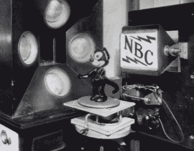 A image of the studio where the original 1928 broadcast would happen, from 1927